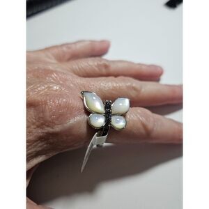 Silver tone butterfly ring size 6